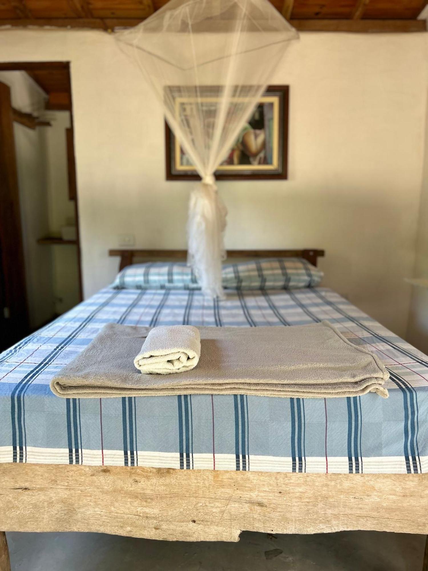 Pousada Roy Bonete Ilhabela Bagian luar foto