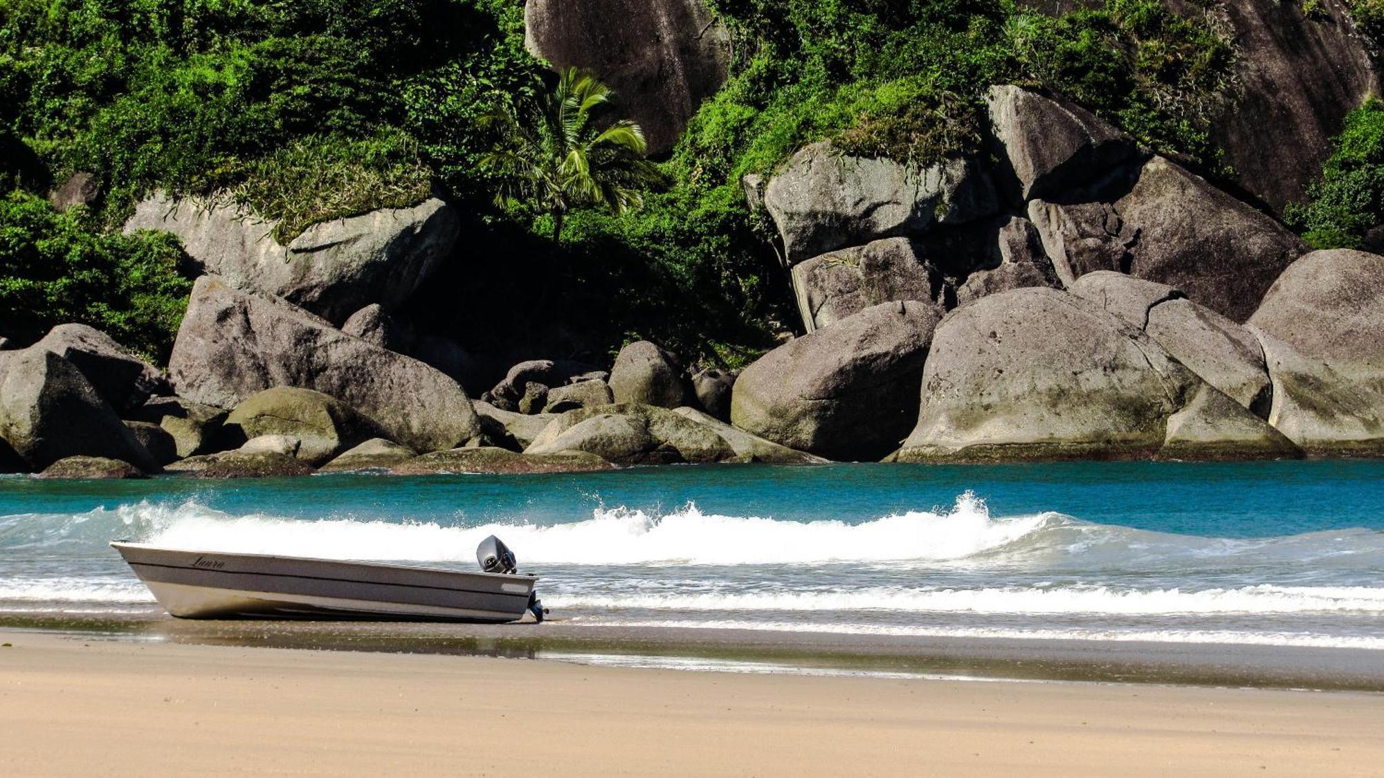 Pousada Roy Bonete Ilhabela Bagian luar foto